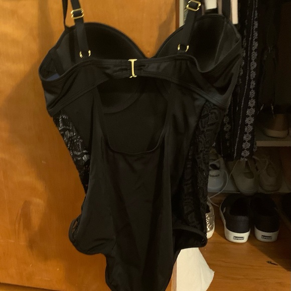 Swimsuit - Picture 2 of 2